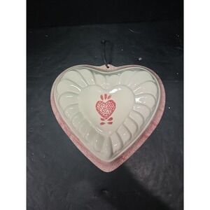 Hartstone Huge Heart Ceramic Wall Decor, 9.25", Speckled Puff Sponge Wall Art